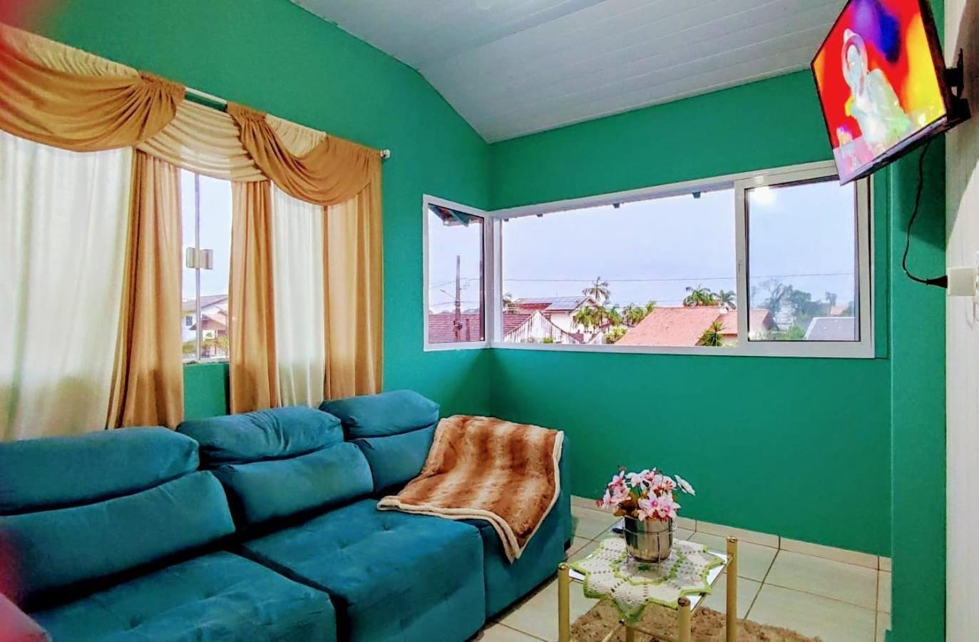 Apto Com Churrasqueira 500m Do Mar Com Vista Da Salasacada Horizonte Apartamento *